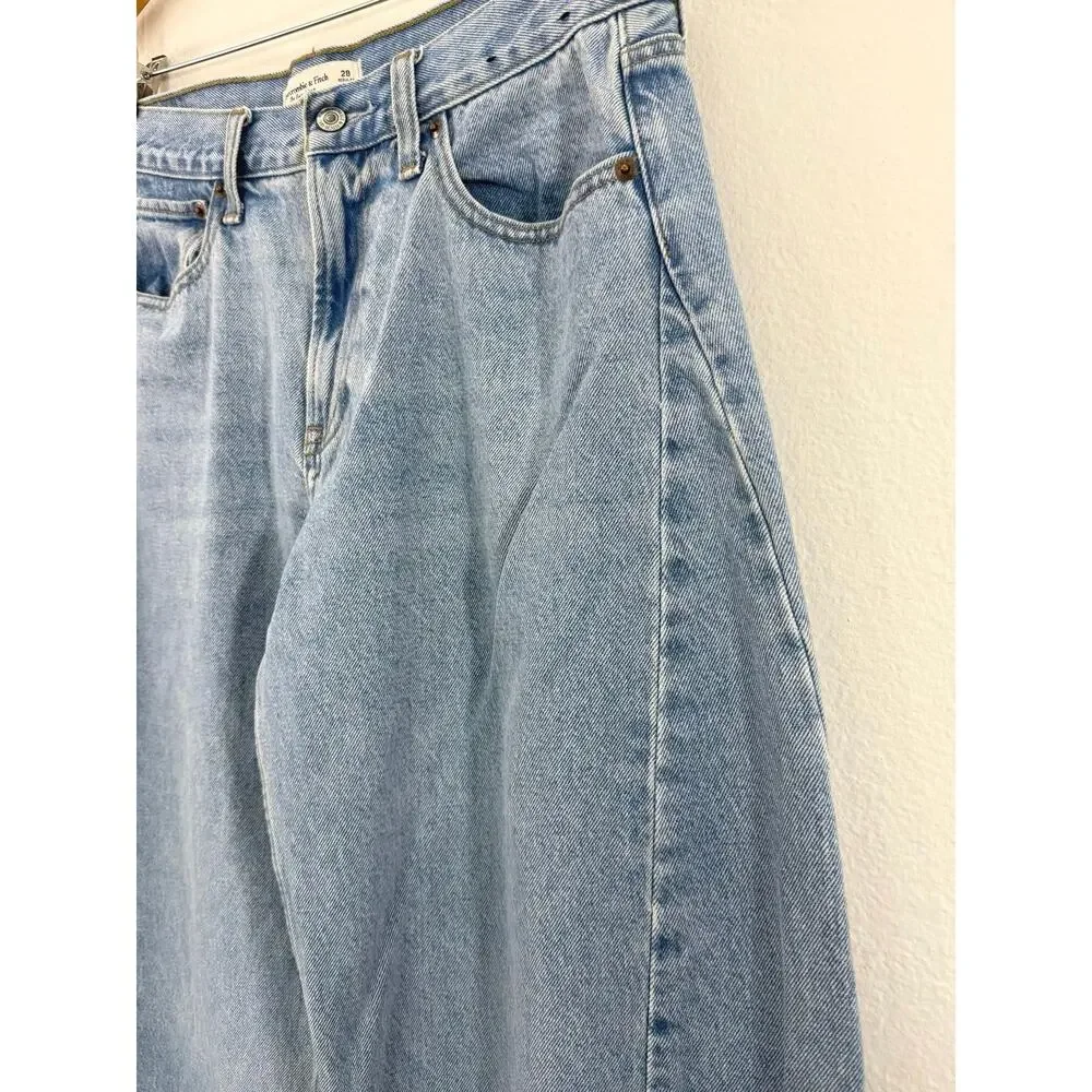 Abercrombie & Fitch Curve Love Mid Rise Barrel Jeans Blue Size 28R - Picture 7 of 12